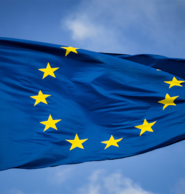 Wapperende vlag van de Europese Unie, EDPS-conferentie Future of Data Protection